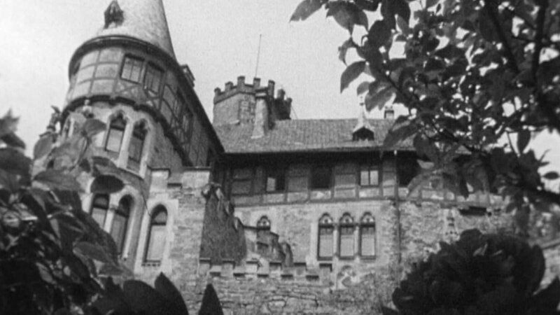 Auch im Schloss Berlepsch in Nordhessen gab es ein Schlosshotel. – Bild: SWR /​ SWR