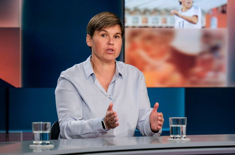 Ariane Hingst (mehrfache Welt- und Europameisterin, Geschäftsführerin Sport FC Viktoria Berlin) – Bild: WDR/​Oliver Ziebe