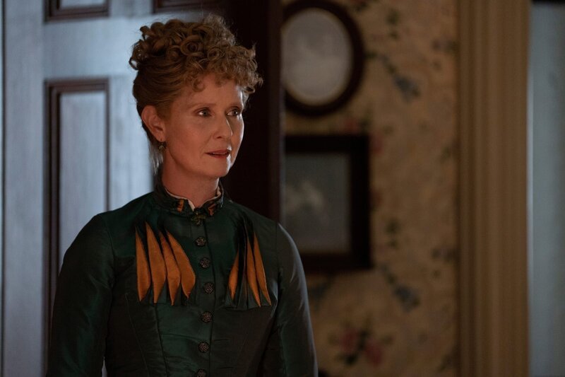 Ada Brook (Cynthia Nixon) – Bild: 2021 Home Box Office, Inc. All rights reserved. HBO® and all related programs are the property of Home Box Office, Inc.