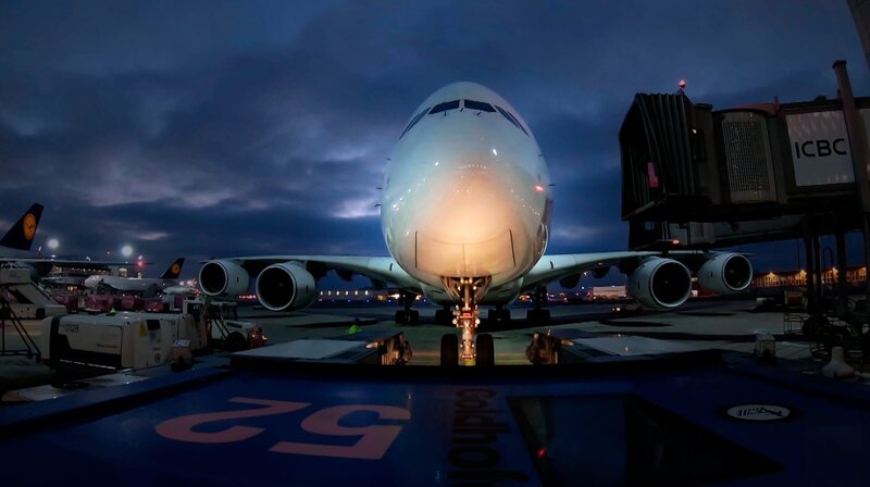 Mittendrin - Flughafen Frankfurt Neue Folgen 2024 www.fernsehserien.de