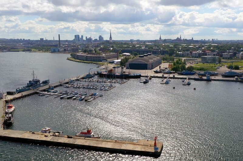 Die estnische Hauptstadt Tallinn: Estland liegt so weit östlich, dass die Ostsee hier Westsee heißt. – Bild: Boris Mahlau /​ © Boris Mahlau