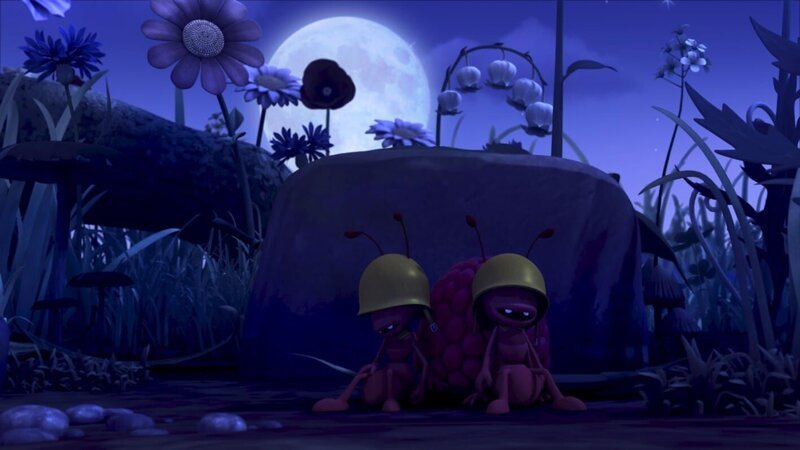Die Ameisen sollen eigentlich die Himbeere bewachen. – Bild: ZDF/​Studio100 Animation