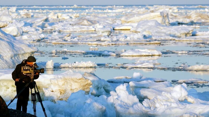 Vier Monate verbrachte der Tierfilmer Uwe Anders auf der Wrangelinsel in Russlands Arktis. Weitere Fotos erhalten Sie auf Anfrage. – Bild: WDR/​NDR Naturfilm/​Doclights GmbH
