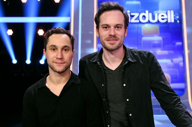 Die Kandidaten des Teams „Schauspiel“: Ludwig Trepte (l.) und Florian Bartholomäi (r.), beide Schauspieler. – Bild: ARD/​Uwe Ernst