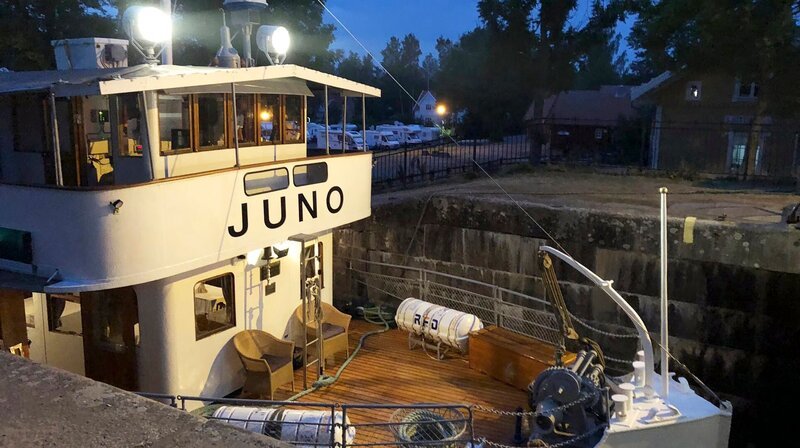 Die Juno ist das älteste Passagierschiff auf dem Götakanal. – Bild: phoenix/​NDR/​Christian Stichler