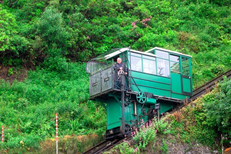 Lynton & Lynmouth Cliff Railway. – Bild: ZDF und SWR/​Susanne Mayer-Hagmann.