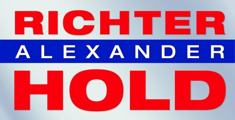 Richter Alexander Hold – Logo – Bild: SAT.1 Eigenproduktionsbild frei