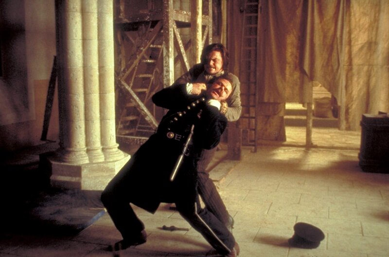 Gangs of New York – Bild: 2002 Initial Entertainment Group/​All rights reserved /​ Amsterdam Vallon (Leonardo DiCaprio) tötet Jack (John C. Reilly), einen ehemaligen Freund seines Vaters.