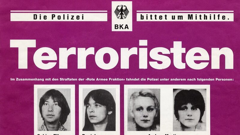 Rund 30 Jahre lang sind deutsche Fahnder den Terroristen der „Rote Armee Fraktion“ (RAF) auf der Spur. Noch heute sind einige ihrer Morde unaufgeklärt und ehemalige Mitglieder auf der Flucht. – Bild: ZDF