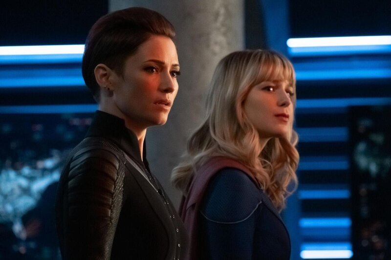 Alex Danvers (Chyler Leigh, l.); Kara alias Supergirl (Melissa Benoist, r.) – Bild: 2019 The CW Network, LLC. All Rights Reserved. /​ Katie Yu Lizenzbild frei