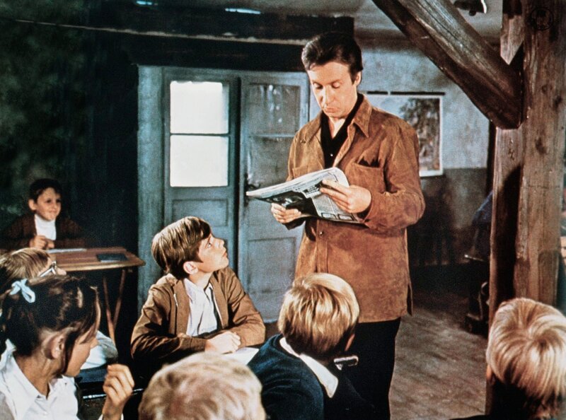 Hurra, die Schule brennt - Die Lümmel von der ersten Bank IV. Teil – Bild: ARD Degeto