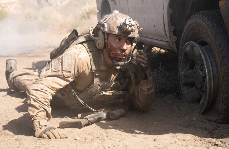 Neil Brown Jr. as Ray Perry in SEAL TEAM, streaming on Paramount+. Photo: Monty Brinton – Bild: CBS /​ ©2022 Paramount+ Inc. All Rights Reserved. /​ ©2022Paramount+ Inc. All Rights Reserved.