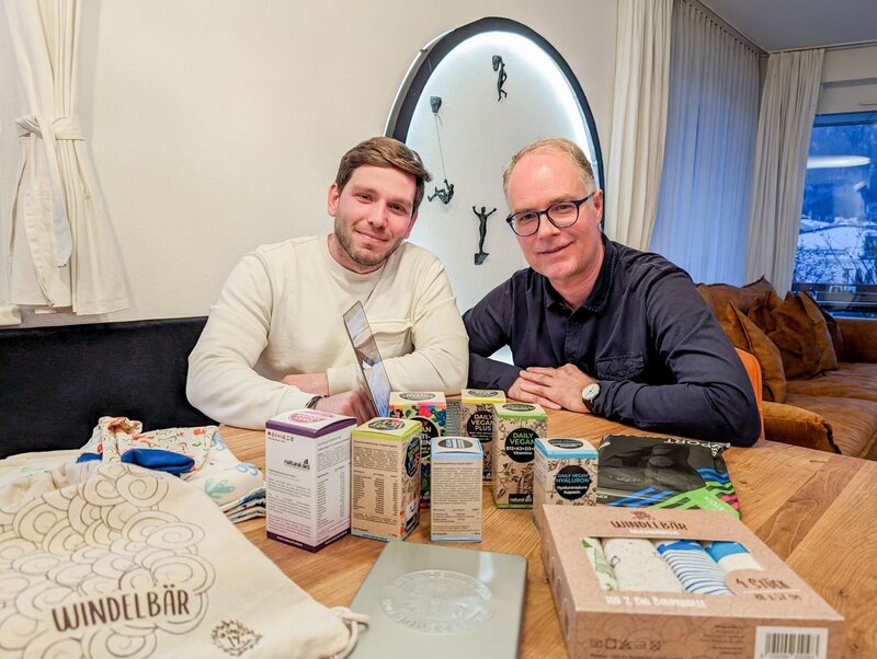 Sterne, Likes und Ratings – Bild: ORF/​Neuland Film