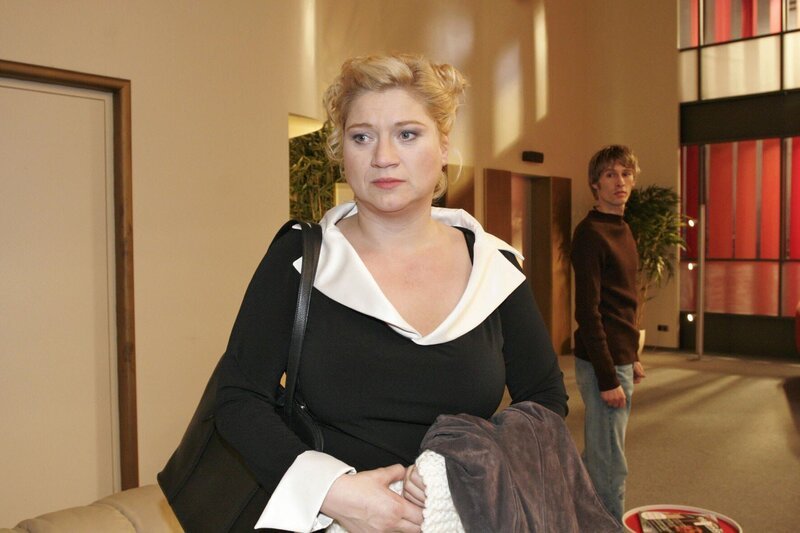 Verliebt in Berlin (ViB) 208: Im Wald – fernsehserien.de