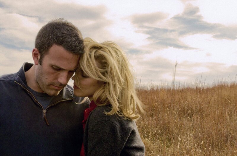Die große Liebe, so scheint es: Neil (Ben Affleck) und seine Jugendfreundin Jane (Rachel McAdams). – Bild: ARD Degeto/​RedBud Pictures