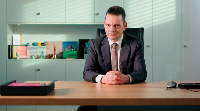 Einsame Spitze - Vorstandsvorsitzende – Bild: ZDF und WDR/​Graef Screen Productions GmbH./​ Honorarfrei – nur für diese Sendung inkl