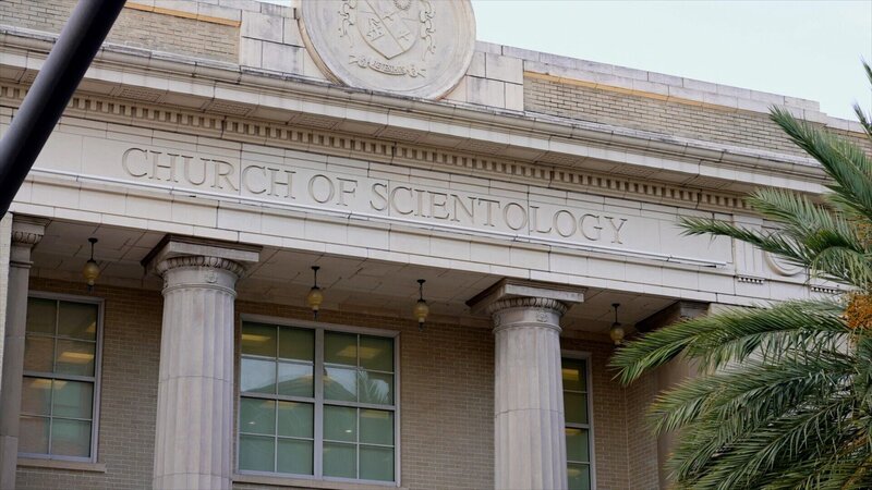 Scientology - Die dunklen Geheimnisse der Sekte – Bild: RTL /​ RMC PRODUCTION