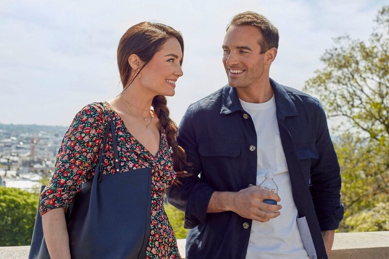 Sag' "oui" zur Liebe – Bild: Kim de Souzy /​ ©Hallmark Media