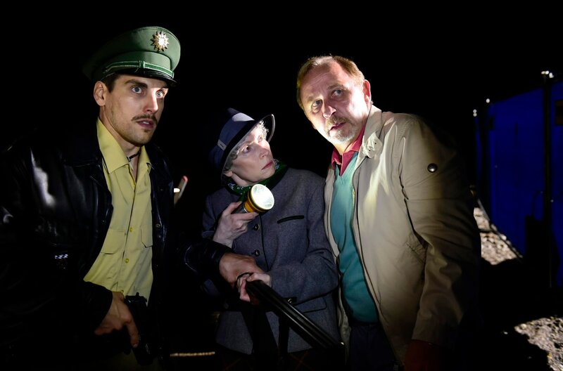 Maria Mafiosi - Jeder sehnt sich nach Familie – Bild: ARD Degeto/​Goldkind/​Jürgen Olczyk