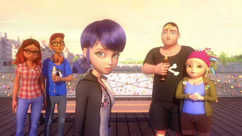 First on left: Alya Césaire, in the middle: Marinette Dupain-Cheng – Bild: Disney Channel