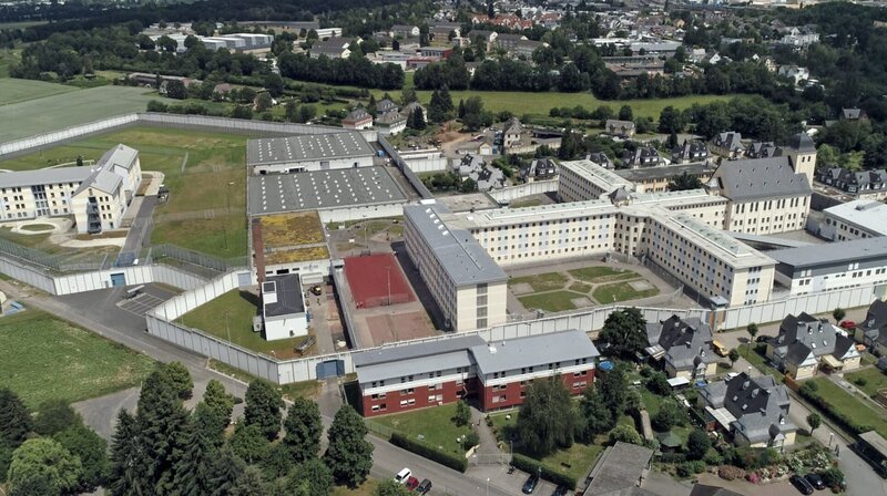 Die Justizvollzugsanstalt in Diez – das größte Gefängnis in Rheinland-Pfalz. – Bild: SWR