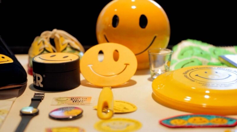 Den „Smiley“ kennt jeder, aber wo kommt er eigentlich her und wer hat ihn erfunden? – Bild: port.hu