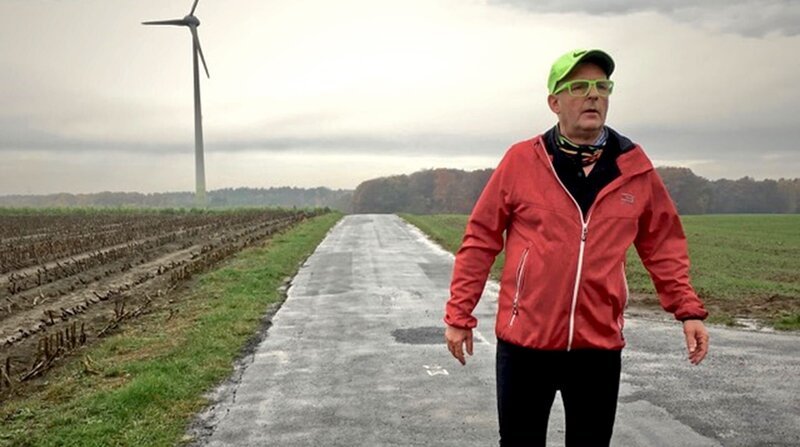Von Osnabrück aus ist es nicht weit in das Umland, in dem der Lokalreporter Werner Hülsmann beim Laufen Abstand vom Redaktionstress findet. – Bild: ZDF und NDR. Von Osnabrück aus ist es nicht weit in das Umland, in dem der Lokalreporter Werner Hülsmann beim Laufen Abstand vom Redaktionstress findet. – Bild: ZDF und NDR.
