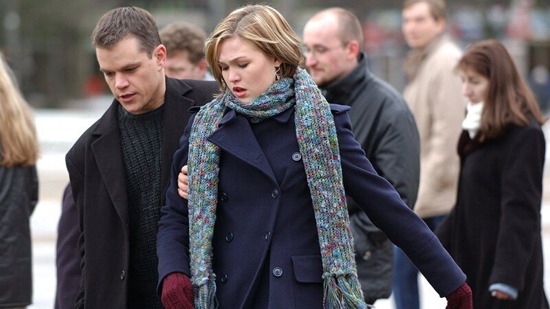 Matt Damon (Jason Bourne), Julia Stiles (Nicky) – Bild: Unknown