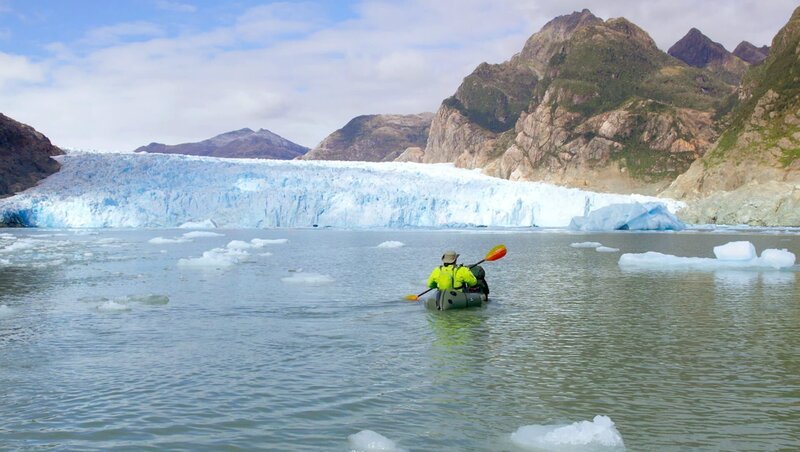 Am San Rafel Gletscher auf der Suche nach dem patagonischen Drachen. – Bild: NDR /​ Lars Pfeiffer /​Filmstill