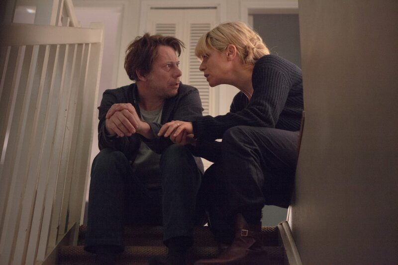 Ein Becken voller Männer – Bild: KinoweltTV