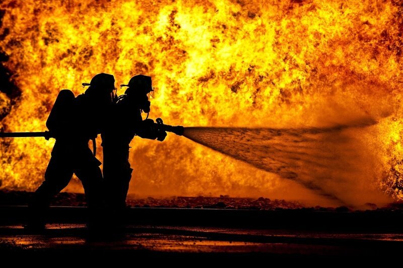 firefighter, training, live, fire, silhouette, – Bild: CC0 Public Domain /​ Free for commercial use /​ No attribution required
