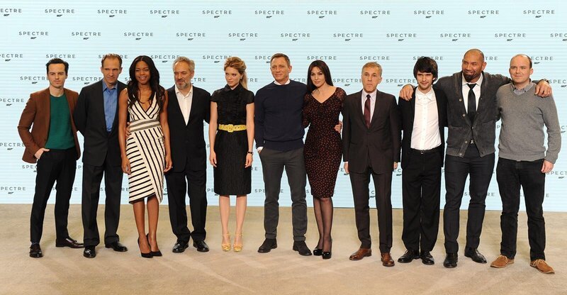 Ben Whishaw, Christoph Waltz, Daniel Craig, Dave Bautista, Léa Seydoux – Bild: Sony Pictures Releasing France /​ MKNS
