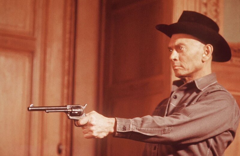 Mensch oder Maschine? Der Revolverheld Gunslinger (Yul Brynner) gehört zu den Hauptattraktionen der Freizeitmaschinerie Delos … – Bild: ProSieben Media AG
