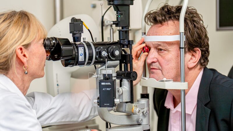 Sterne, Likes und Ratings – Bild: ORF/​Neuland Film