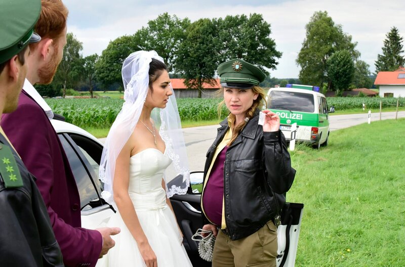 Maria Mafiosi - Jeder sehnt sich nach Familie – Bild: ARD Degeto/​Goldkind/​Jürgen Olczyk