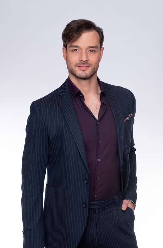 Marc Schöttner in der Rolle des Önologen Philip Durant. – Bild: ARD/​Thorsten Jander /​ ARD-Programmdirektion