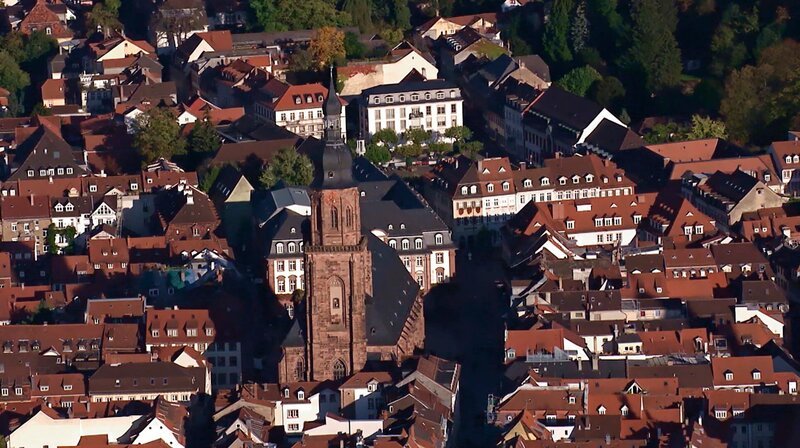 Die Heiliggeistkirche in Heidelberg. – Bild: SWR