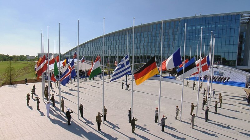 Seit 2017 hat das NATO-Hauptquartier seinen Sitz in einem Neubau im belgischen Brüssel. – Bild: ZDF und Knut Muhsik./​Knut Muhsik