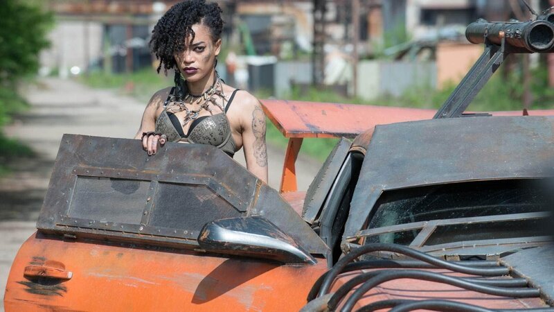 Bexie (Cassie Clare) – Bild: RTL /​ © Universal Studios