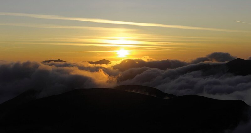 Nockberge Sonnenaufgang. – Bild: 3sat