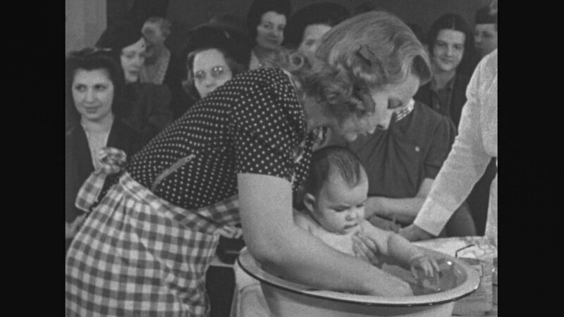 Mutter-Sein – Das Rollenbild der Frau. – Bild: ORF/​ZED/​Suica Films, à Mèdia