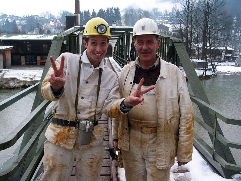 Willi und Hans im Salzbergwerk. – Bild: Bayerischer Rundfunk/​megaherz gmbh