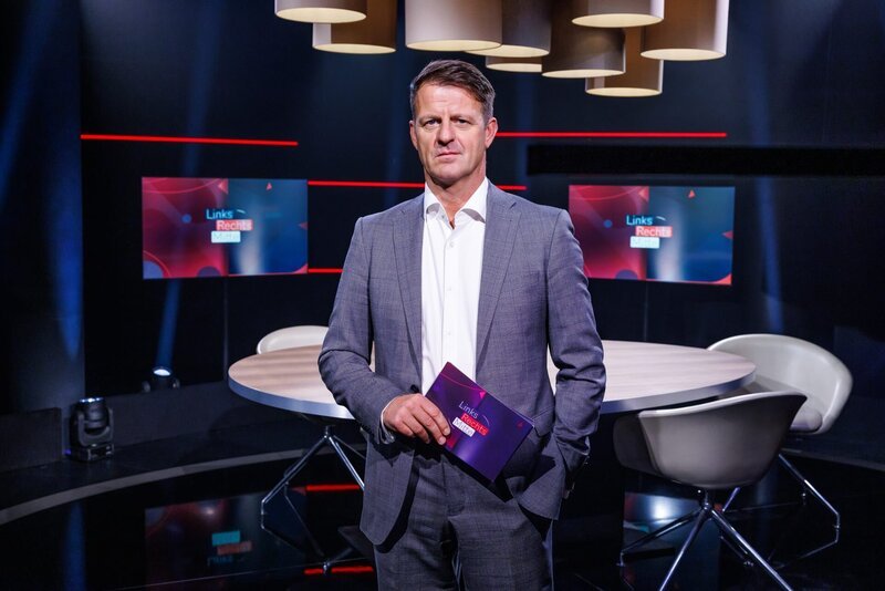 Moderator Michael Fleischhacker – Bild: ServusTV /​ Florian Wieser/​ServusTV /​ Florian Wieser/​