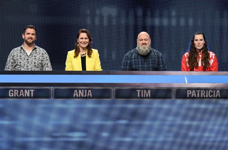 Die Kandidat:innen der Sendung (v.l.n.r. am Panel): Grant Stelter, Anja Herzog, Tim Krüßmann, Patricia Lorenz. – Bild: ARD/​Uwe Ernst