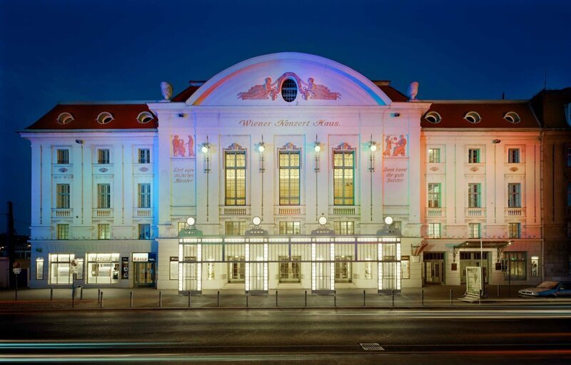 Das Wiener Konzerthaus bei Nacht – Bild: ORF