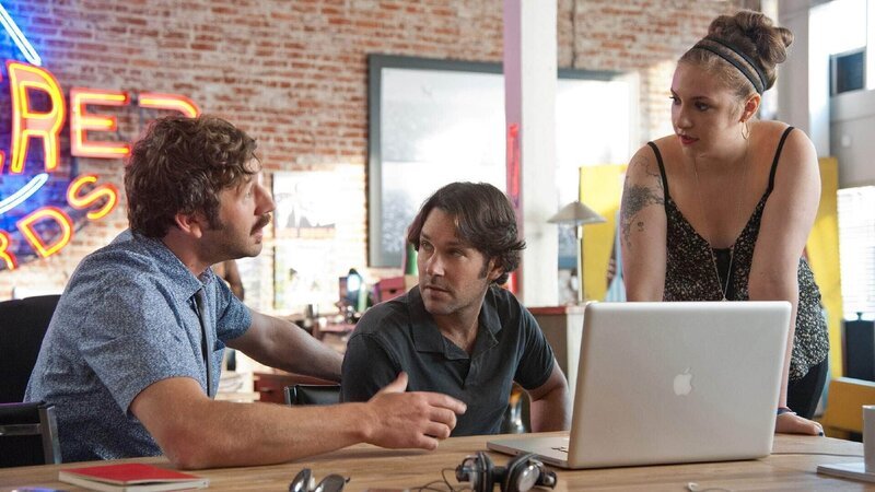 (v.l.): Ronnie (Chris O’Dowd), Pete (Paul Rudd) und Cat (Lena Dunham) – Bild: RTL