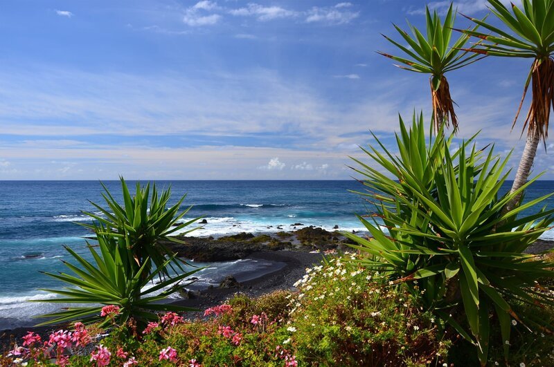 Jardin beach in Puerto de la Cruz, Tenerife, Canary Islands – Bild: Shutterstock /​ Shutterstock /​ Copyright (c) 2012 Pawel Kazmierczak/​Shutterstock. No use without permission.