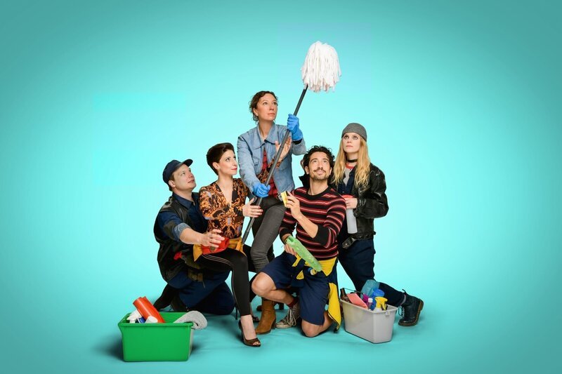 v.li.: Valentin (Manuel Sefciuc), Mira (Zeynep Buyraç), Michelle Sendracek (Ursula Strauss), Fernando (Stefano Bernardin), Zoe (Lilian Jane Gartner). – Bild: ORF/​Thomas Ramstorfer