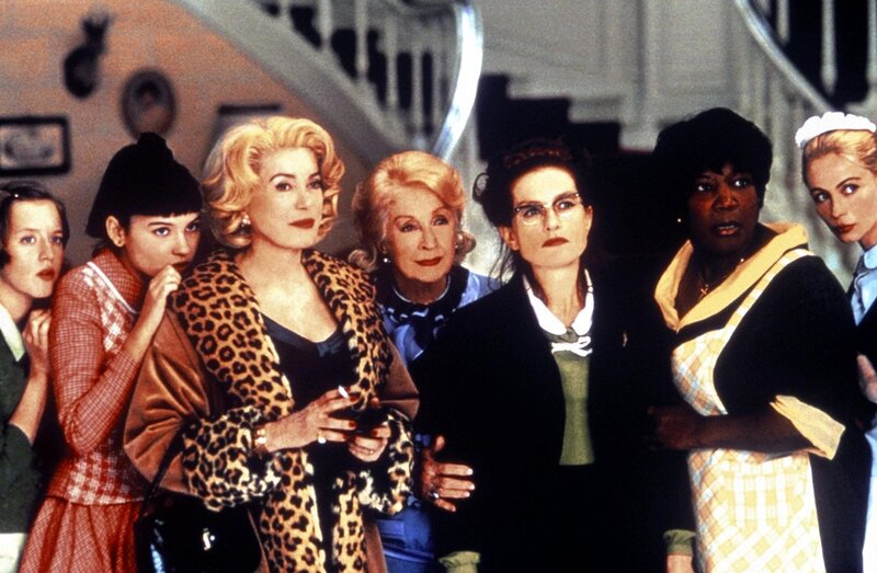 Acht Frauen – Bild: KinoweltTV