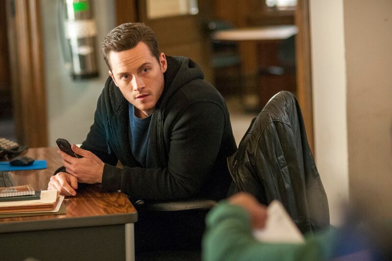 CHICAGO P.D. -- „We Don’t Work Together Anymore“ Episode 211 -- Pictured: Jesse Lee Soffer as Jay Halstead -- (Photo by: Matt Dinerstein/​NBC) – Bild: /​ 2014 NBCUniversal Media, LLC/​NBC/​NBC